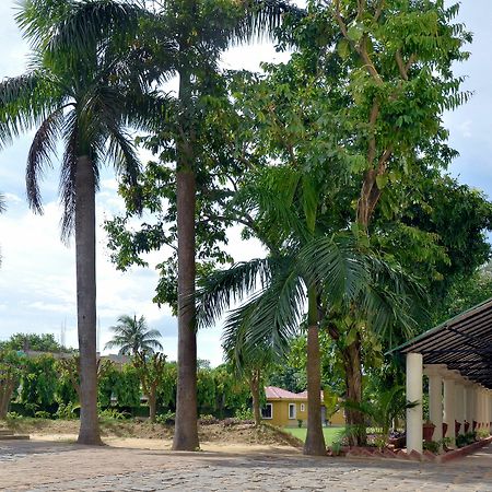 Regenta Camellia Resort And Spa Bolpur Exterior photo