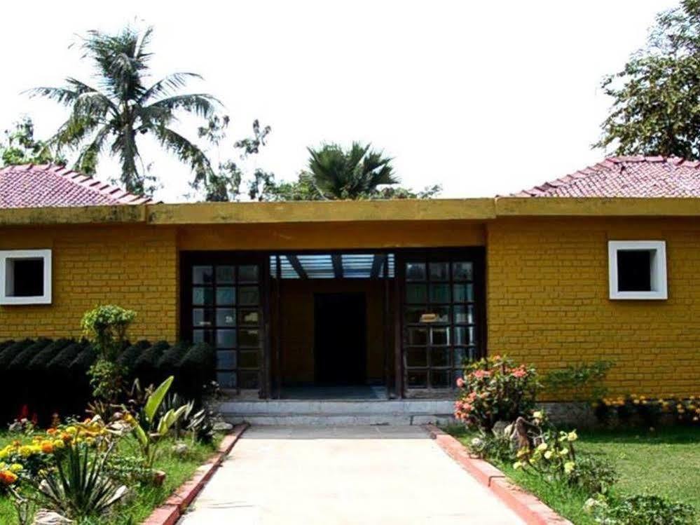 Regenta Camellia Resort And Spa Bolpur Exterior photo