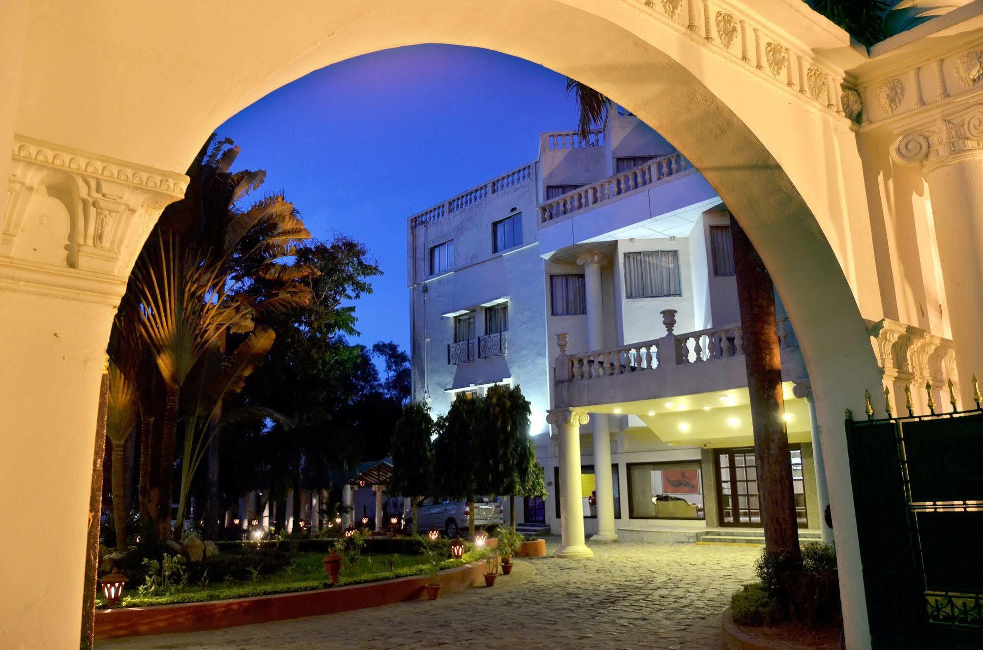 Regenta Camellia Resort And Spa Bolpur Exterior photo