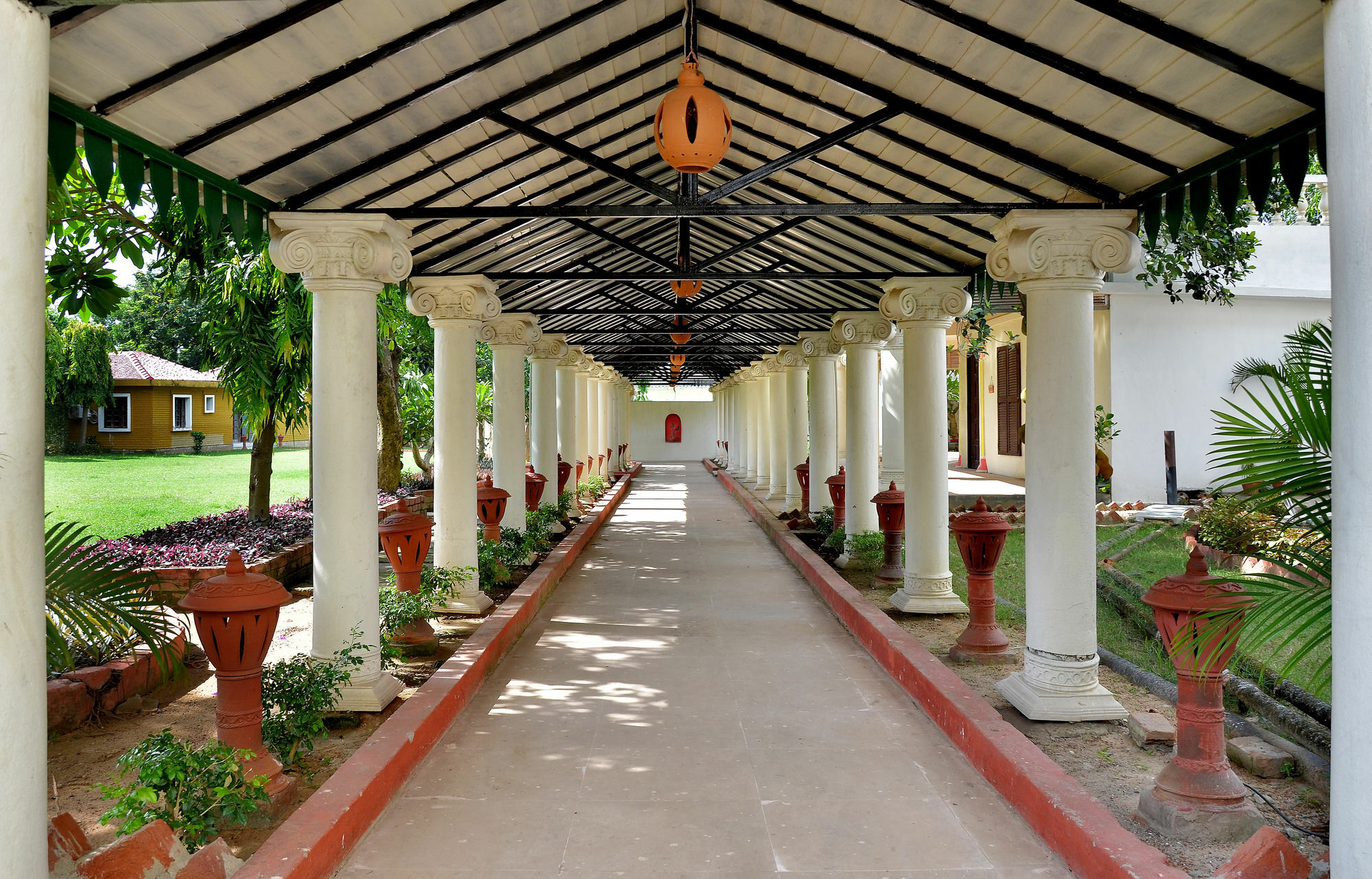 Regenta Camellia Resort And Spa Bolpur Exterior photo